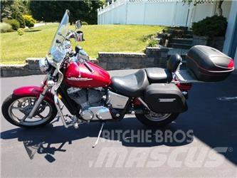 Honda VT1100 Delovni čolni/barže