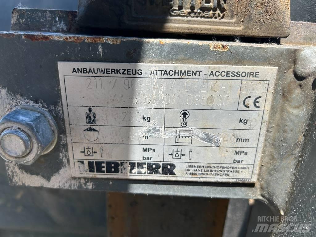 Liebherr L 506 Kolesni nakladalci