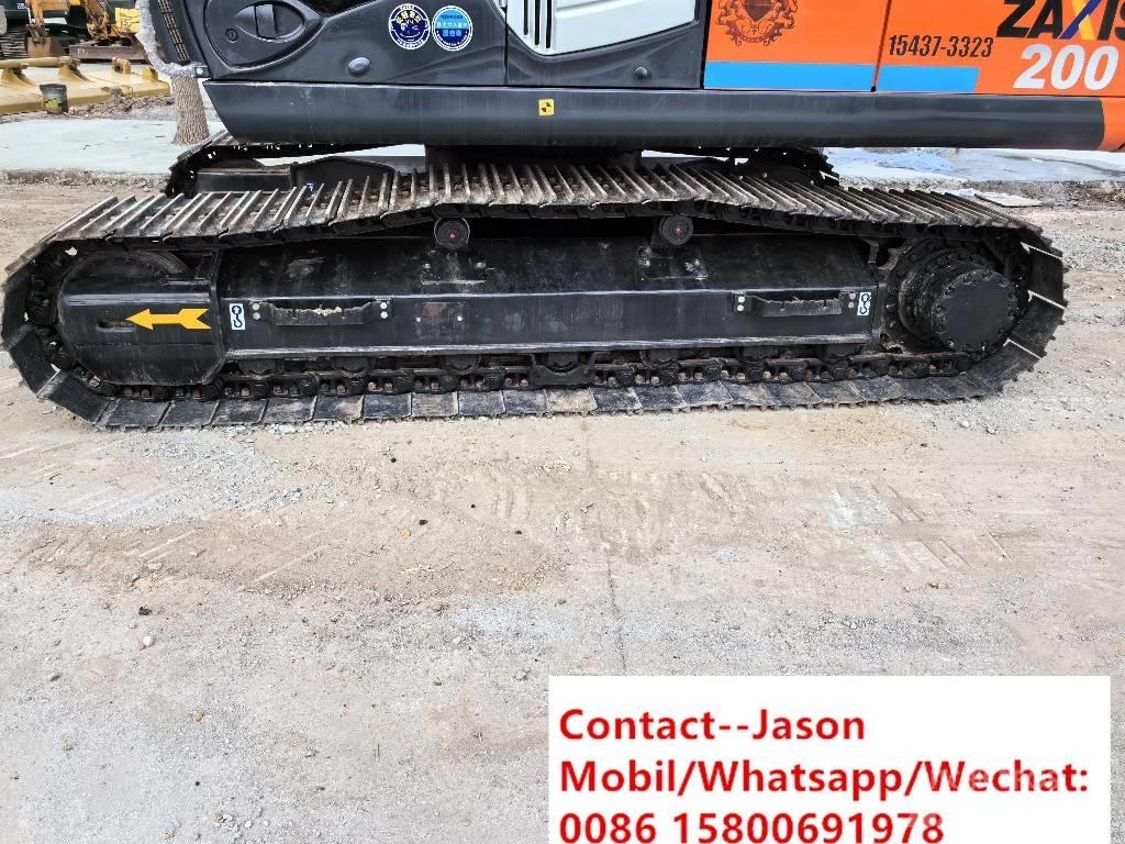 Hitachi ZX 200 Bagri goseničarji