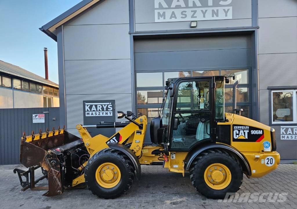 CAT 906 Kolesni nakladalci