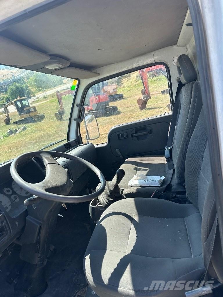 Nissan CABSTAR 35.13 Vlečne dvižne ploščadi