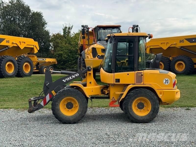 Volvo L 35 G Kolesni nakladalci