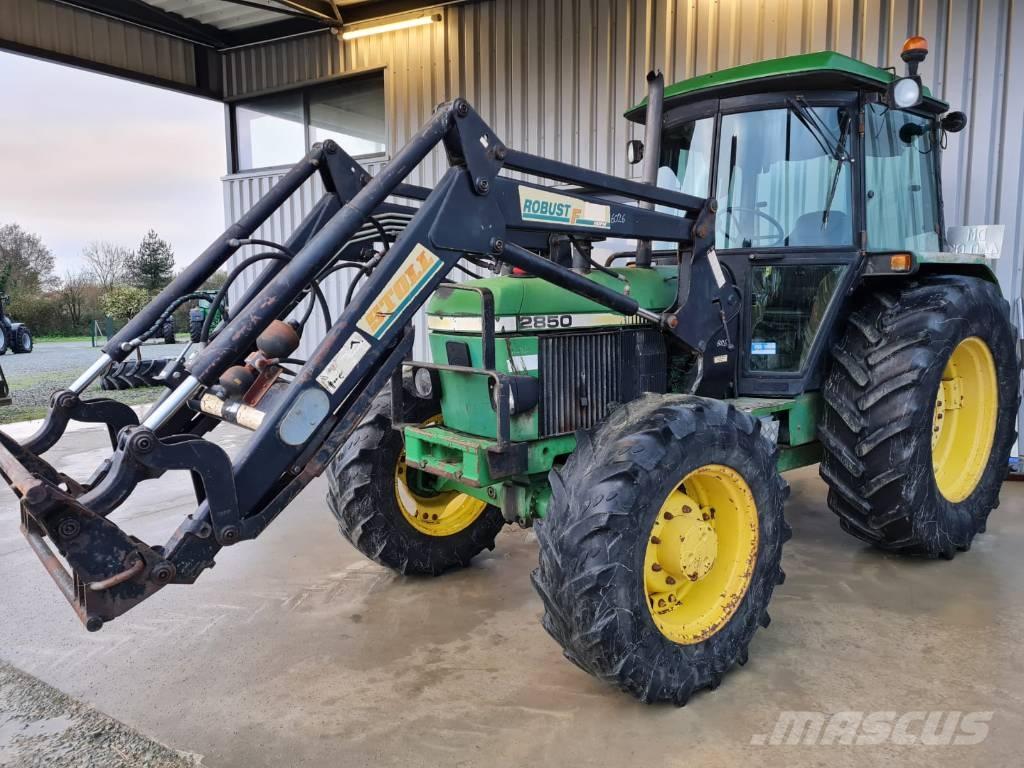 John Deere 2850 Traktorji