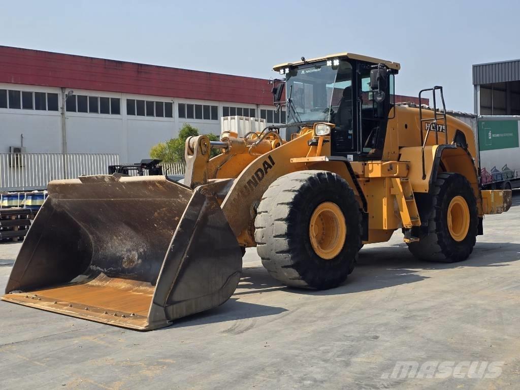 Hyundai HL 975 Kolesni nakladalci