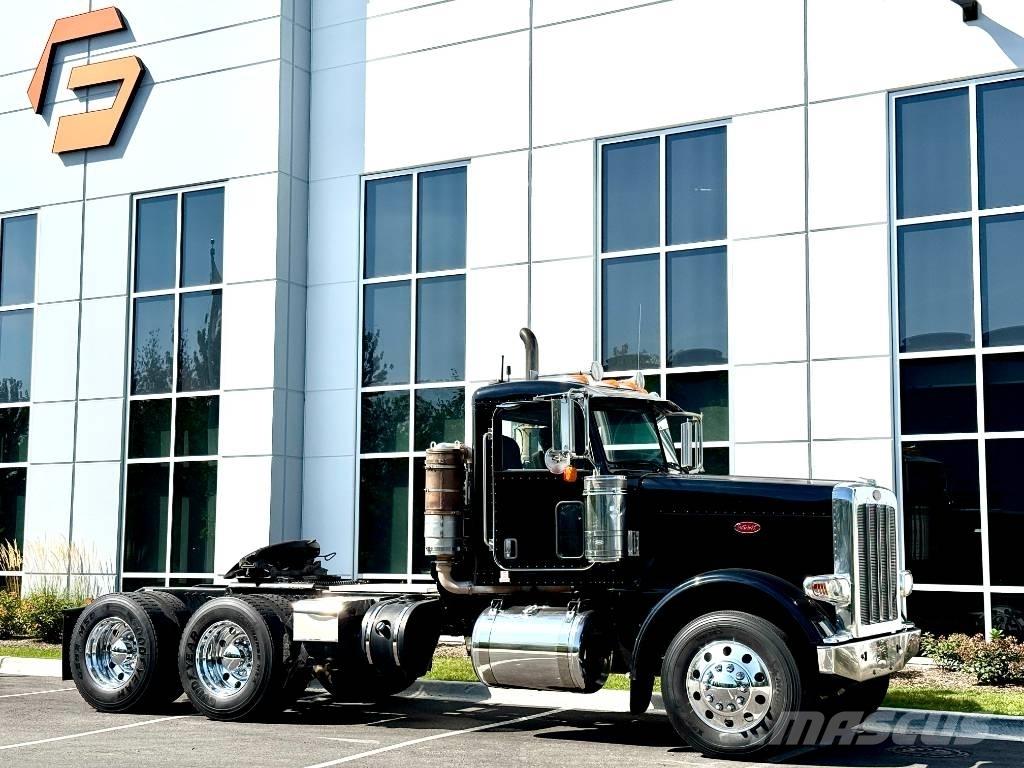 Peterbilt 388 Vlačilci