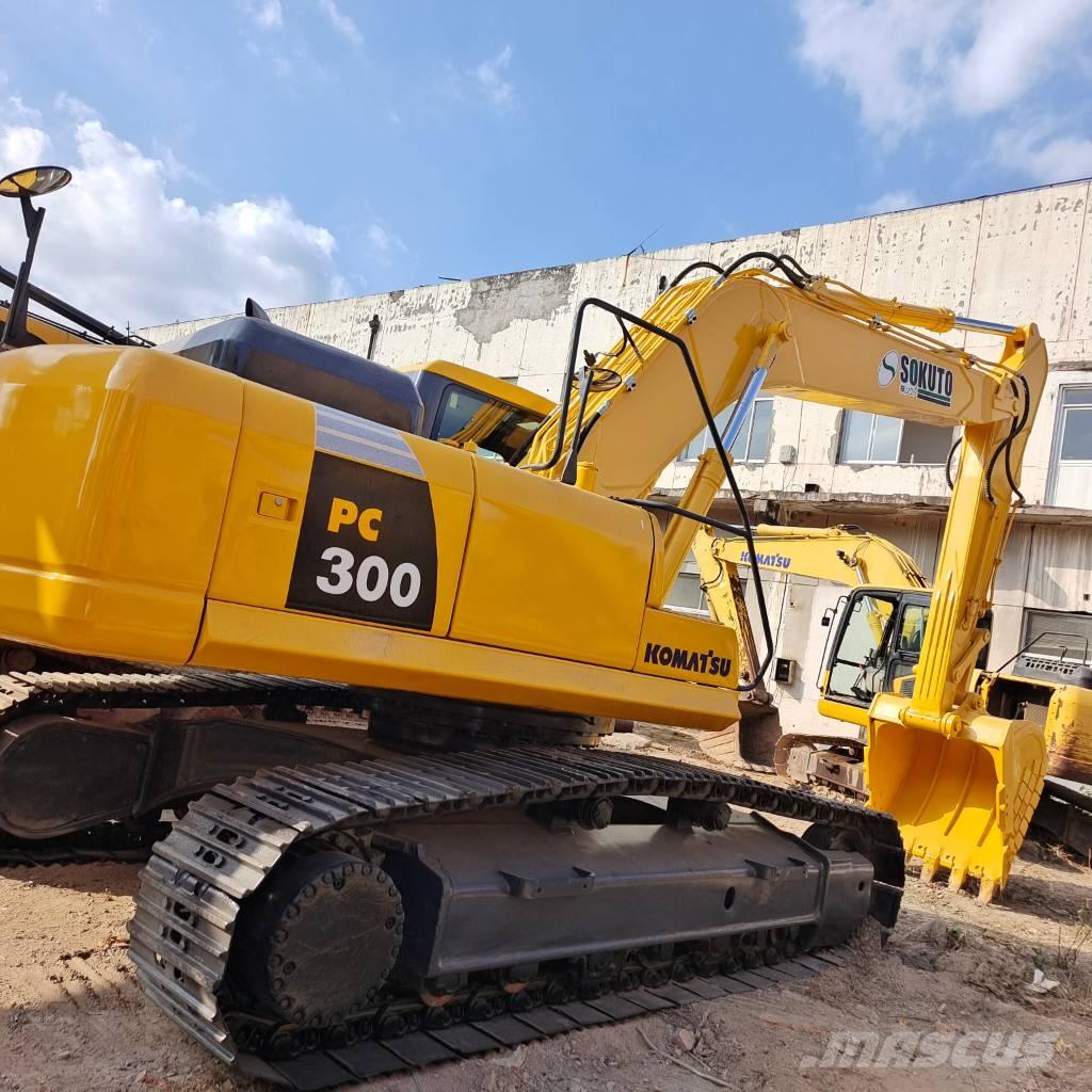 Komatsu PC 300 Bagri goseničarji