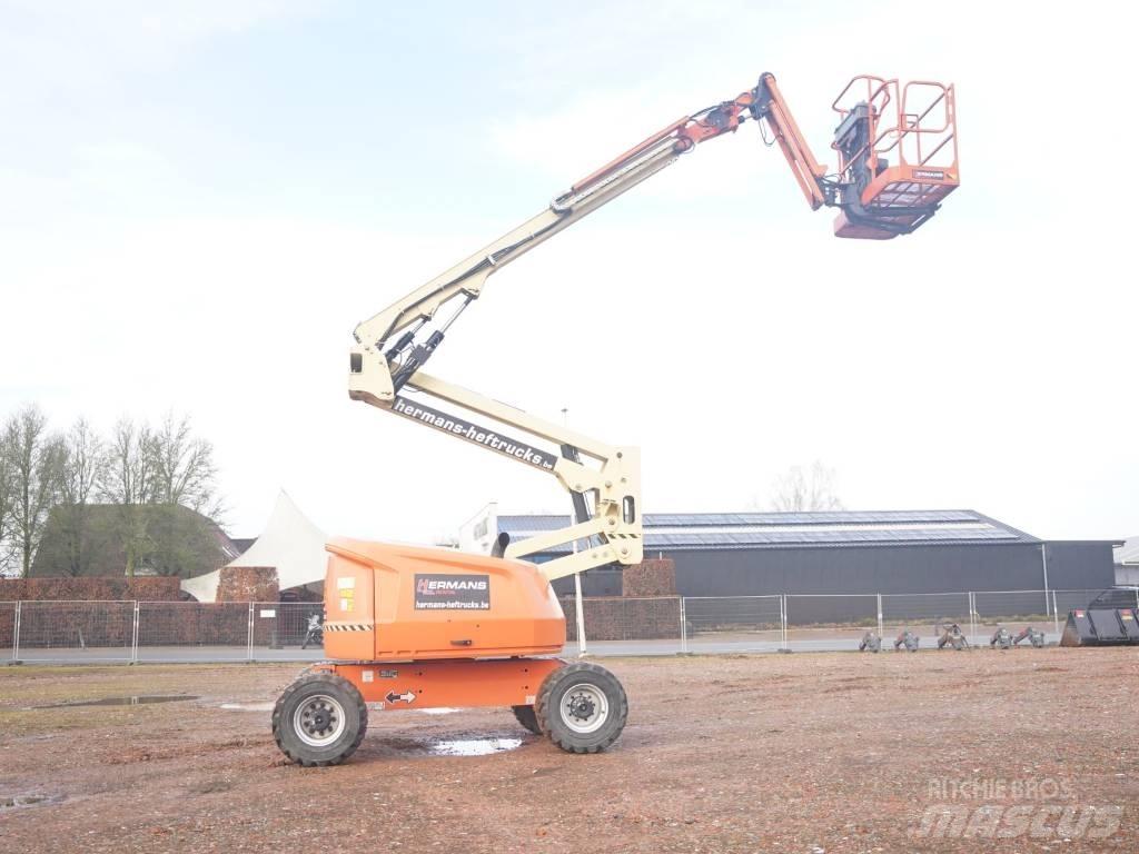 JLG 520 AJ Zglobne dvižne ploščadi