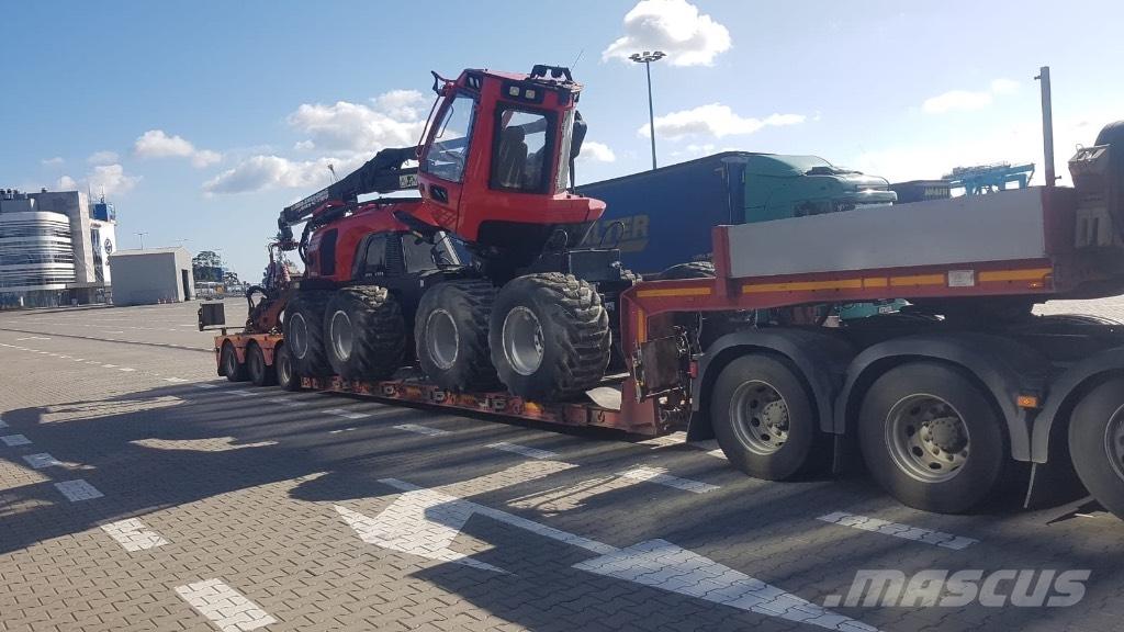 Komatsu 931 XC Harvesterji