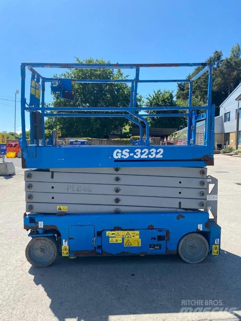 Genie GS 3232 Škarjaste dvižne ploščadi