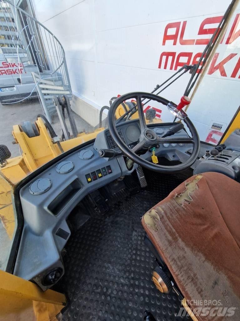 Volvo L50B Kolesni nakladalci