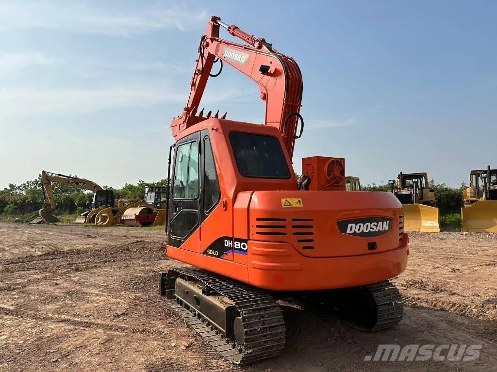 Doosan DH 80 Midi bagri 7t – 12t