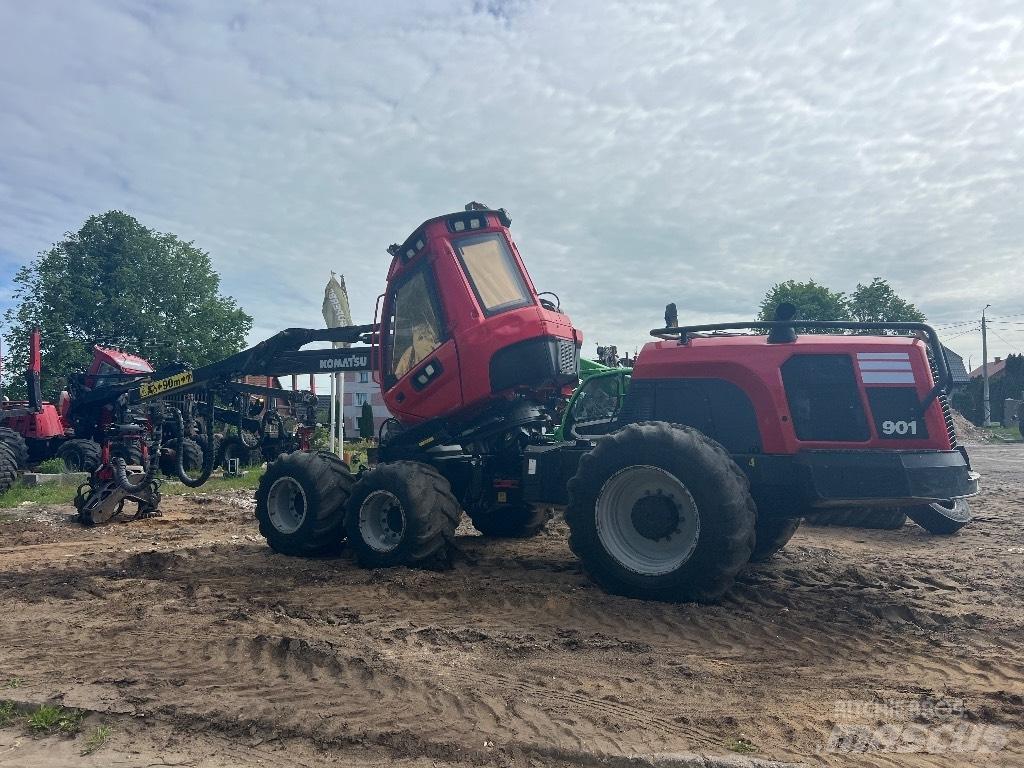 Komatsu 901 Harvesterji