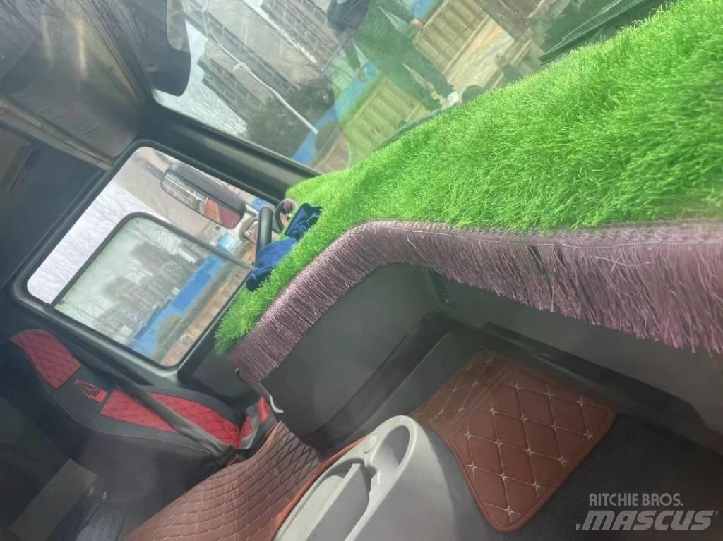 Howo 371 8x4 Kiper tovornjaki