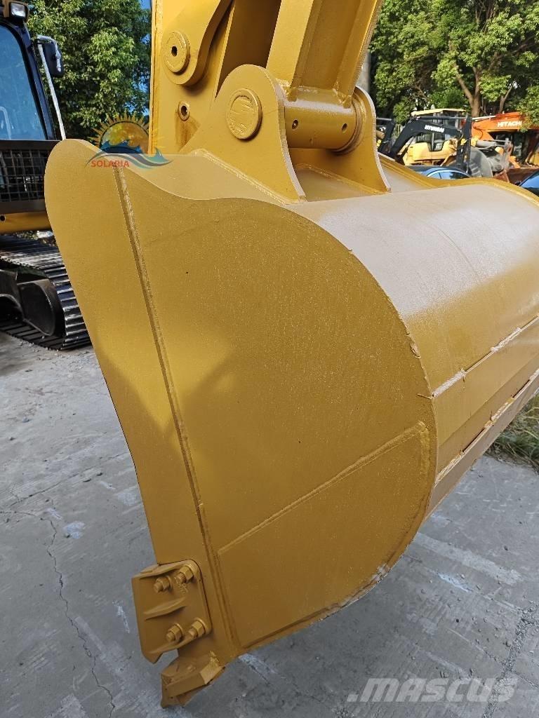 CAT 320D2L Bagri goseničarji