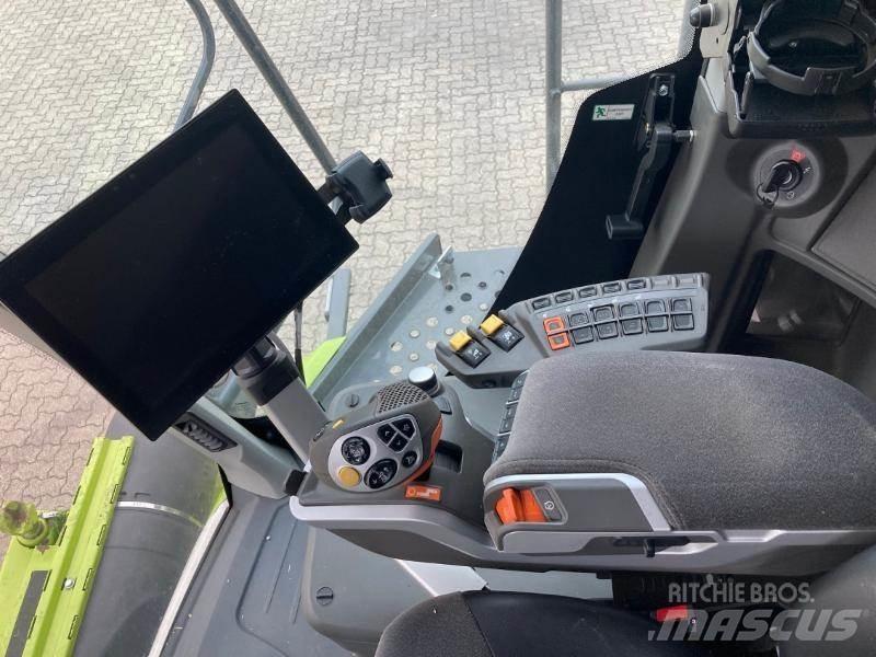 CLAAS LEXION 6700 Kombajni