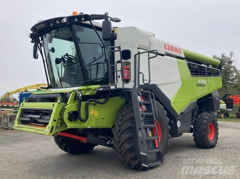 CLAAS LEXION 6700 Kombajni