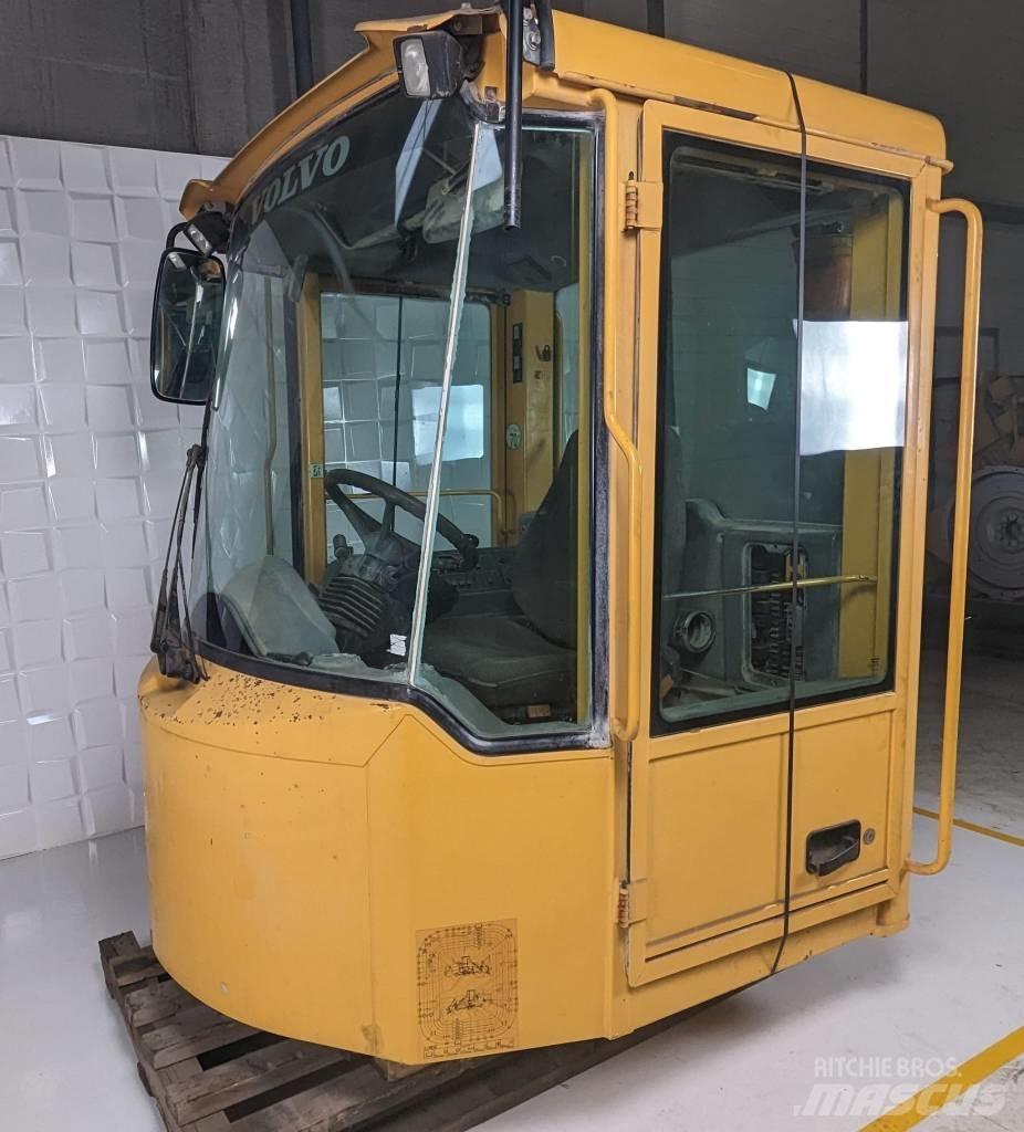 Volvo L 180 E Cab Kabine in notranjost