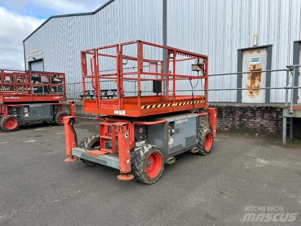 SkyJack SJ 6826 RT Škarjaste dvižne ploščadi