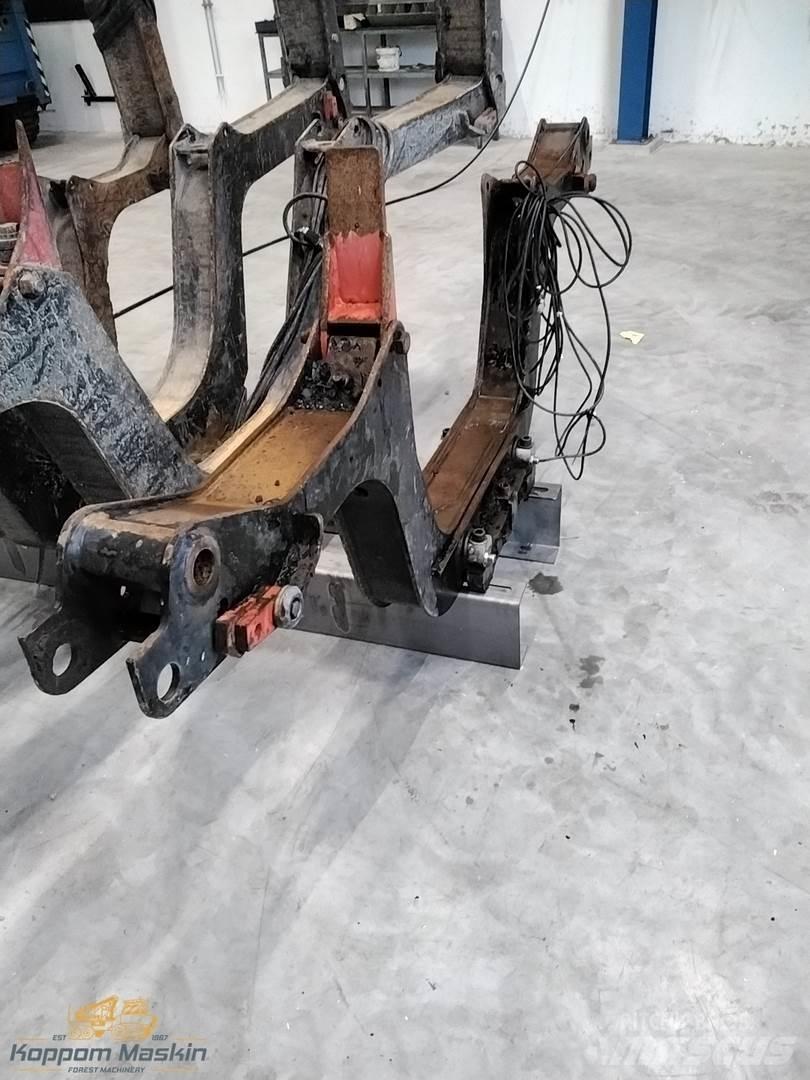Komatsu 865 Druge komponente