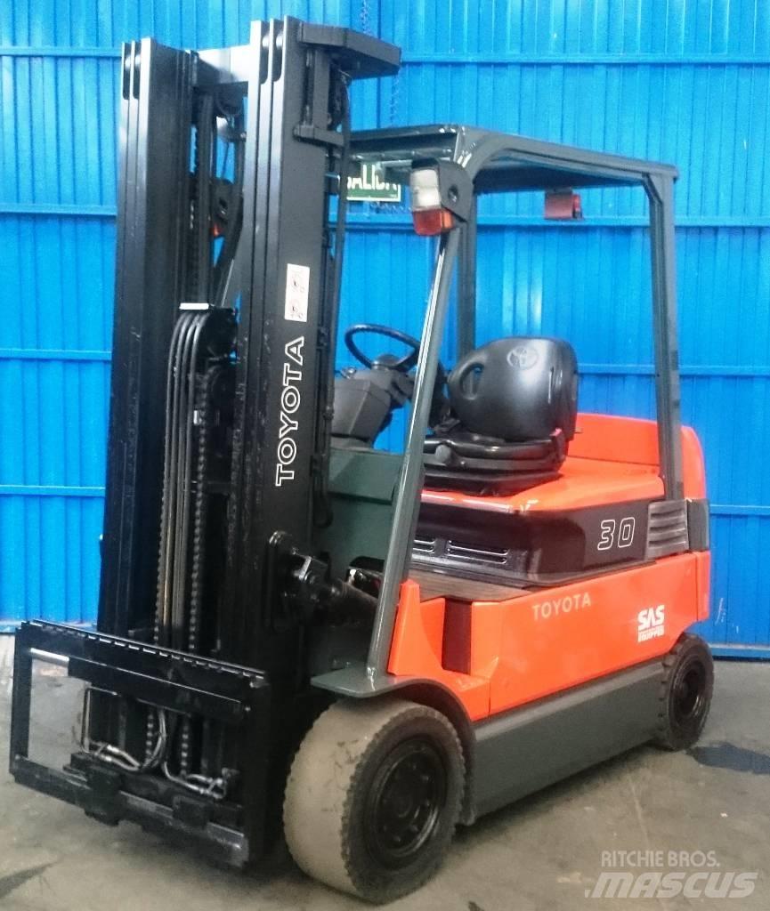 Toyota 7 FBMF 30 Električni viličarji