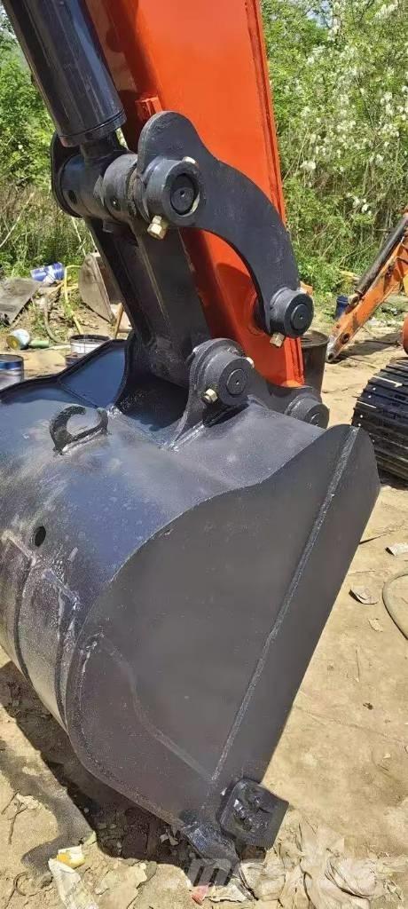 Doosan DX 60 Mini bagri <7t