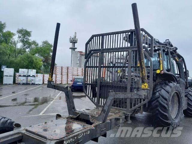 Valtra N153 Gozdarski traktorji
