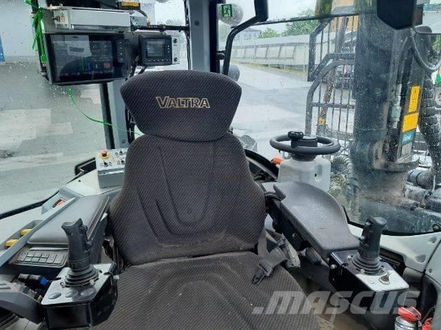 Valtra N153 Gozdarski traktorji