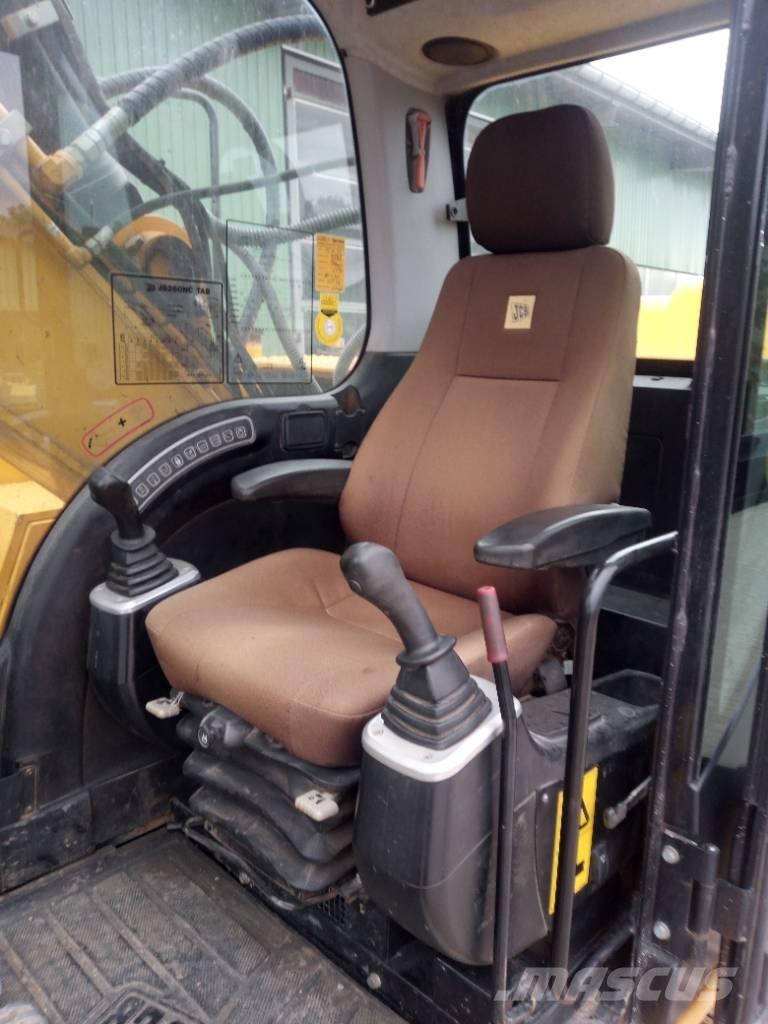 JCB JS260 JS240 Bagri goseničarji