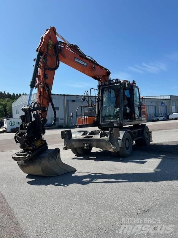 Doosan DX 160 w-5 Bagri na kolesih