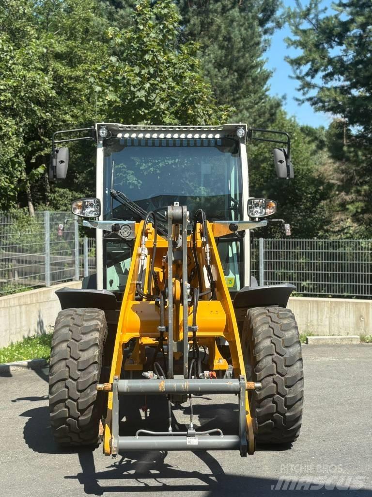 Liebherr L 506 Kolesni nakladalci