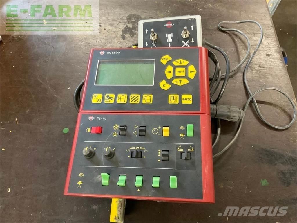 Hardi Master 1200 Vlečne škropilnice