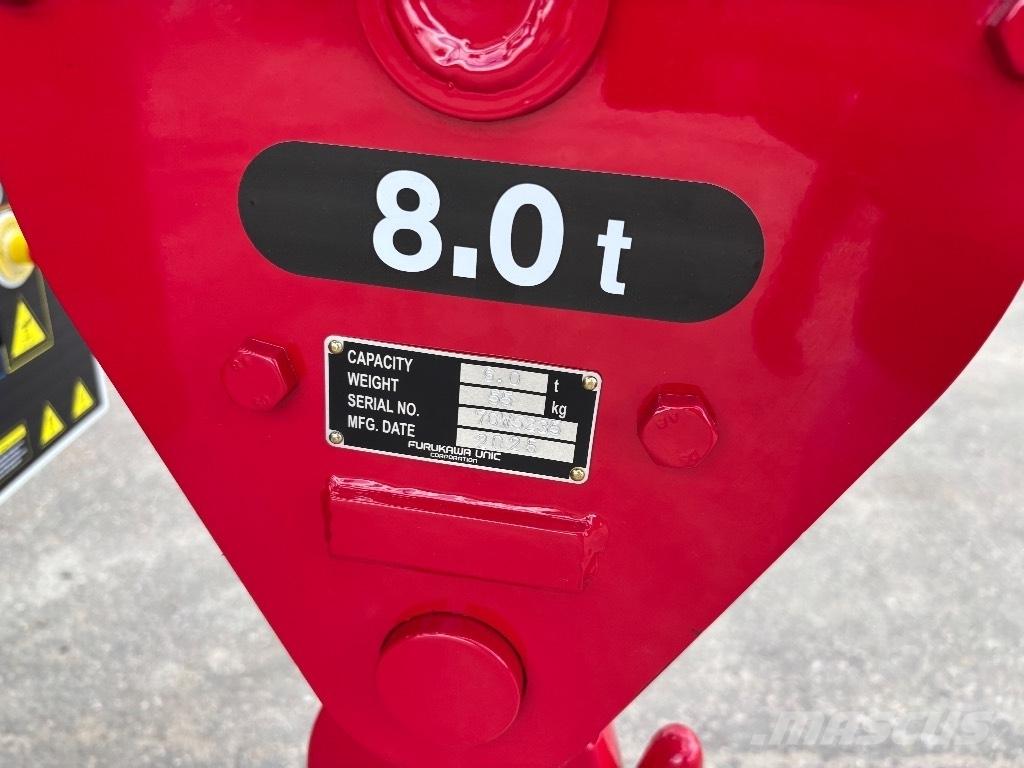 Unic URW 806 Avtodvigala