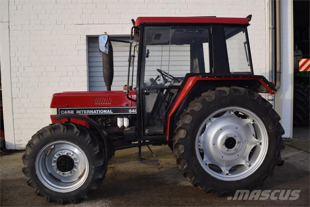 Case IH 840 A/S Traktorji