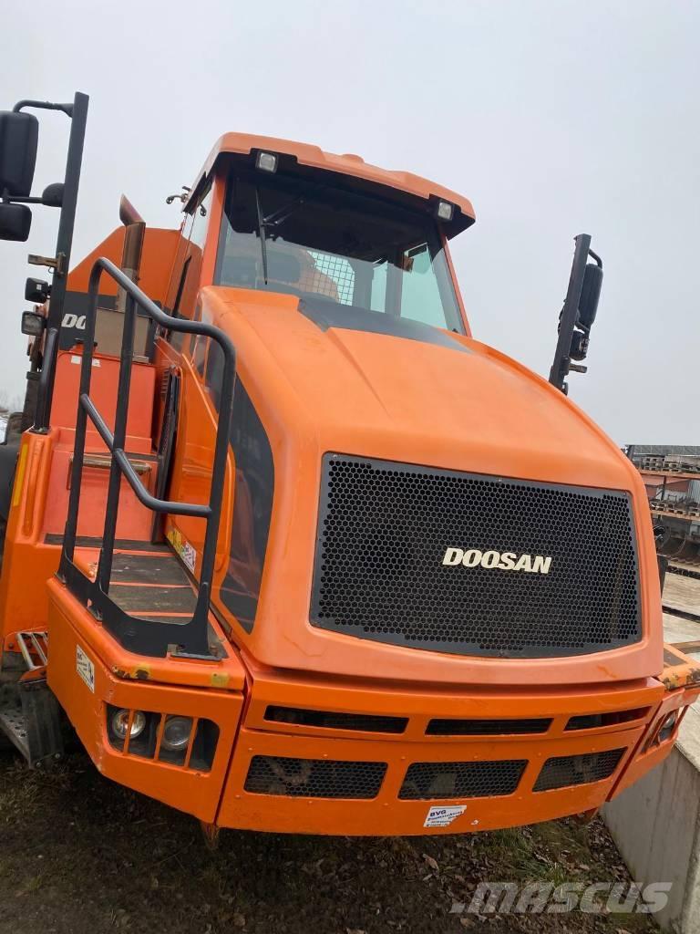 Doosan DA 30 Zglobni demperji
