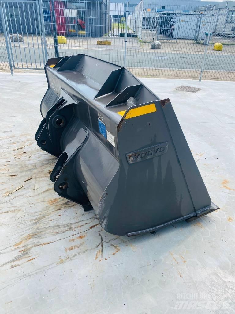 Volvo L 60 Žlice