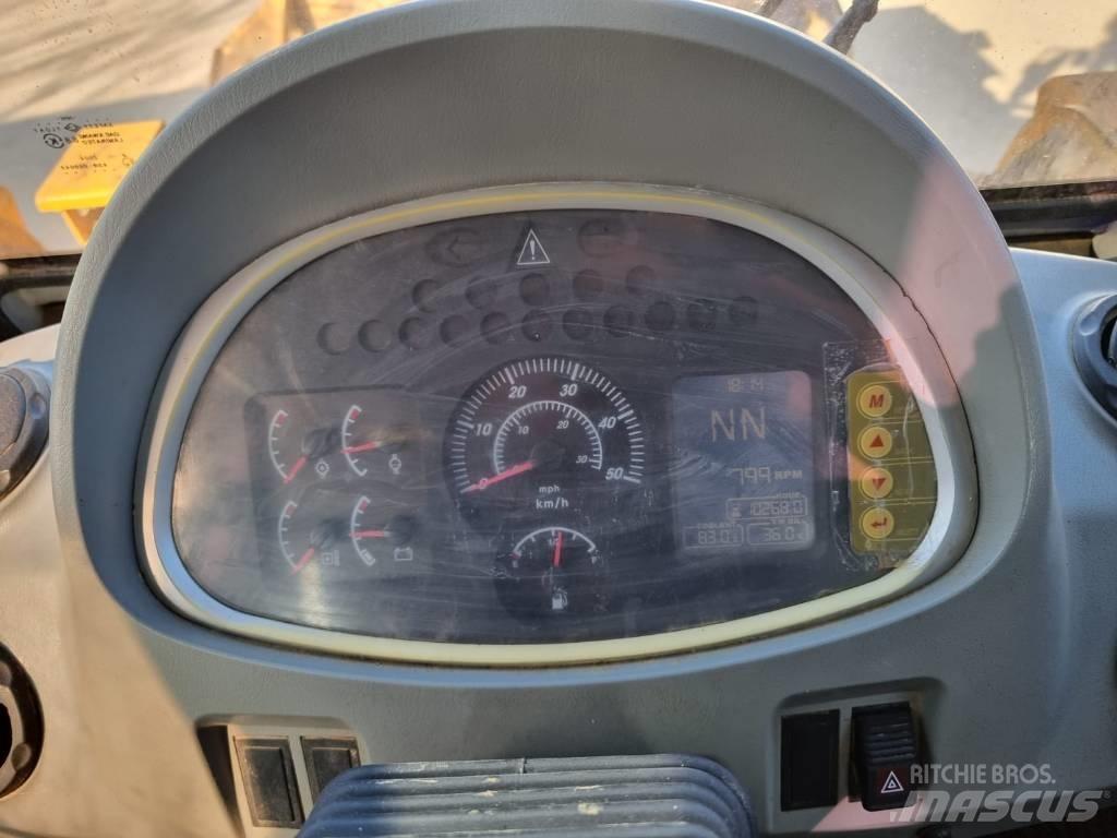 Hyundai HL 757-7 Kolesni nakladalci
