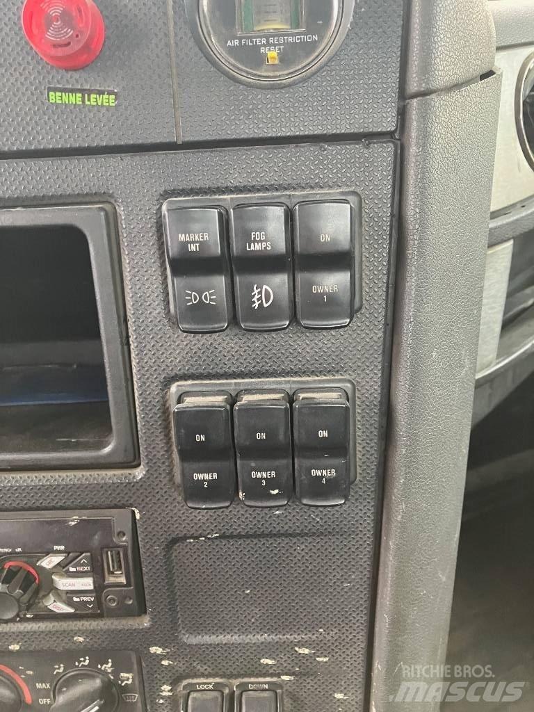 CAT CT 660 Razstavljivi tovornjaki z žičnimi dvigali