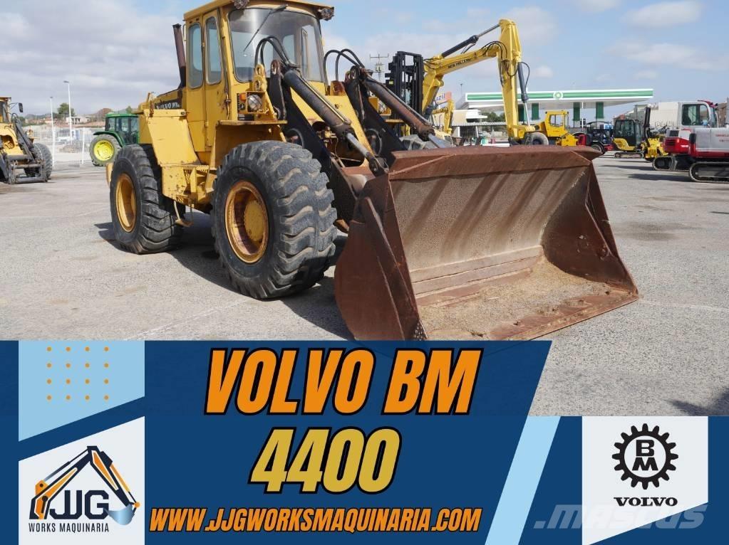 Volvo BM 4400 Kolesni nakladalci