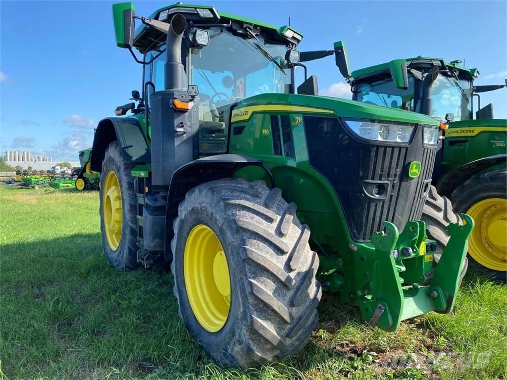John Deere 7R 330 Traktorji