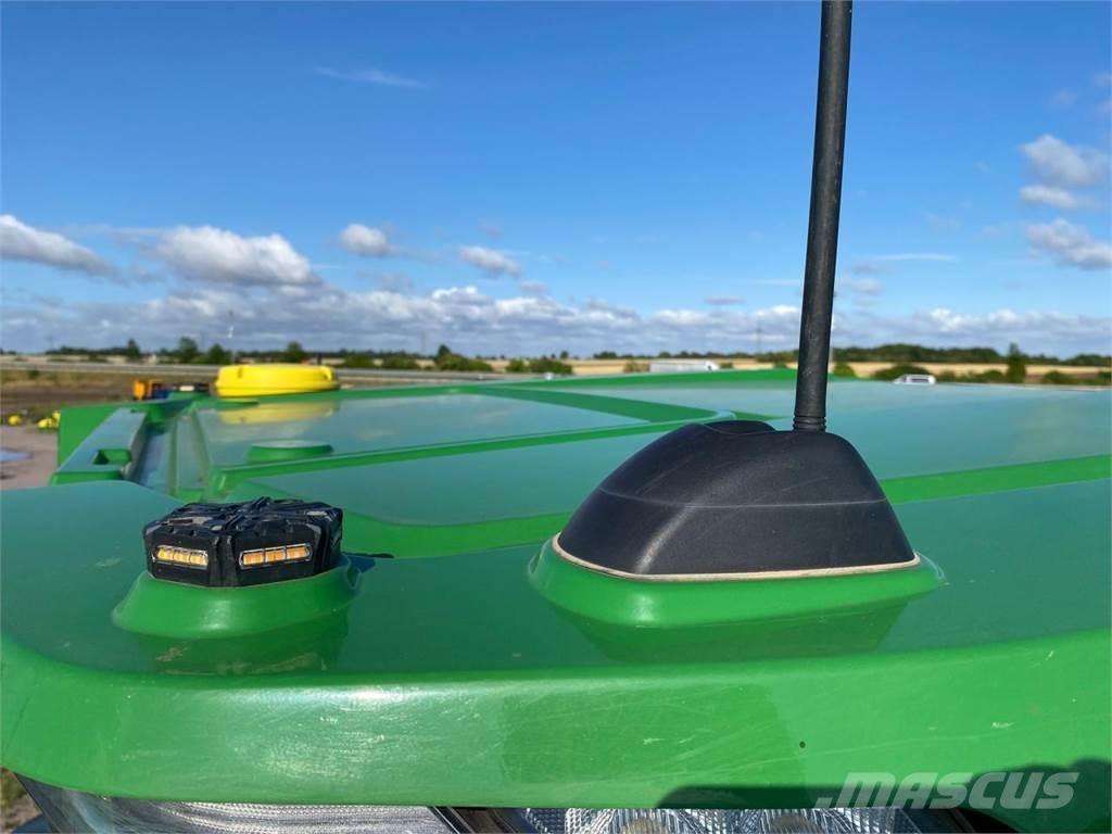 John Deere 7R 330 Traktorji