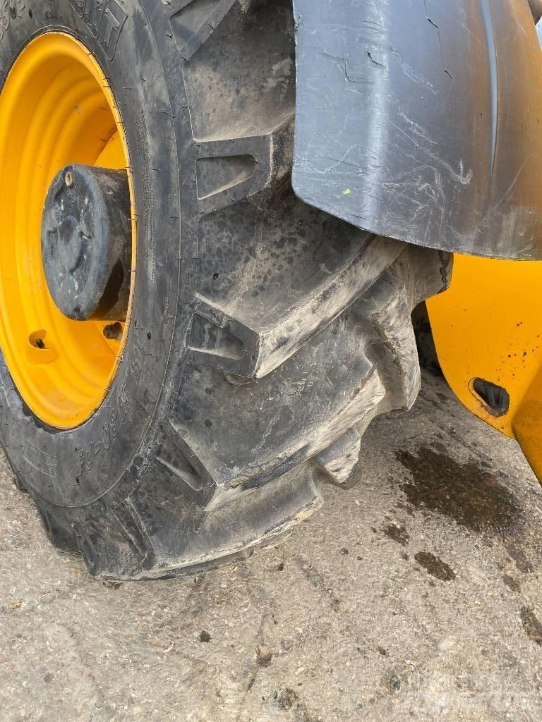 JCB 535-140 Teleskopski viličarji