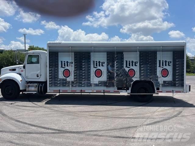 Peterbilt 337 Tovornjaki za prevoz pijač