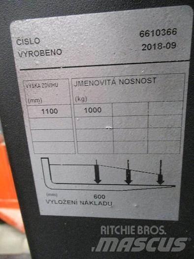 Toyota OSE 100W Nizko dvižni komisionirni viličar