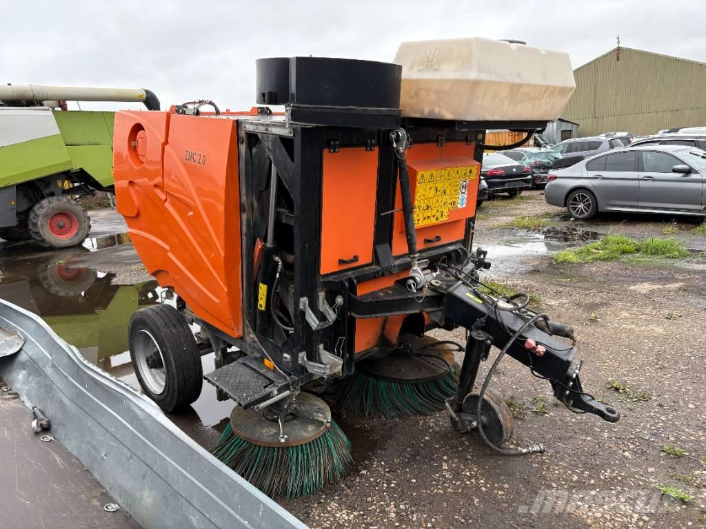 Pronar ZMC 2.0 Cestni pometači