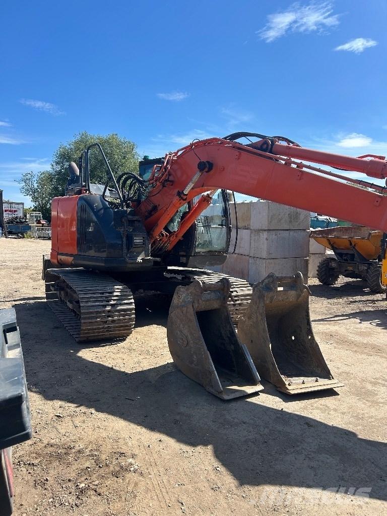Hitachi ZX 135 US-6 Bagri goseničarji