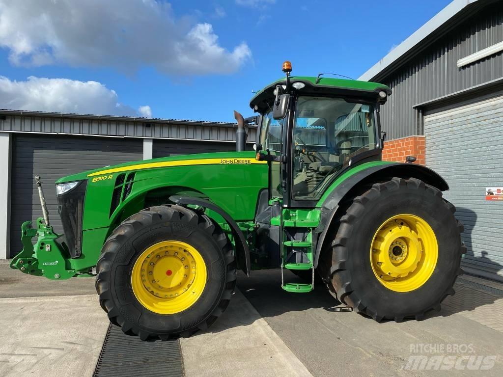 John Deere 8310 R Traktorji