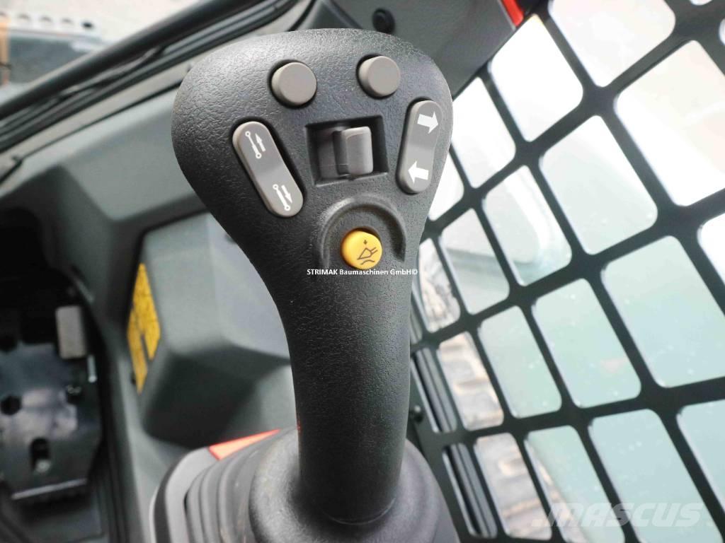 Bobcat T 76 Nakladalci goseničarji