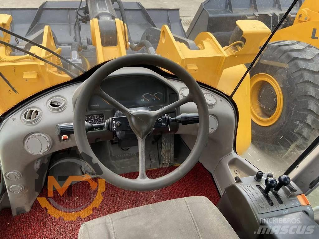 Volvo L 105 Kolesni nakladalci