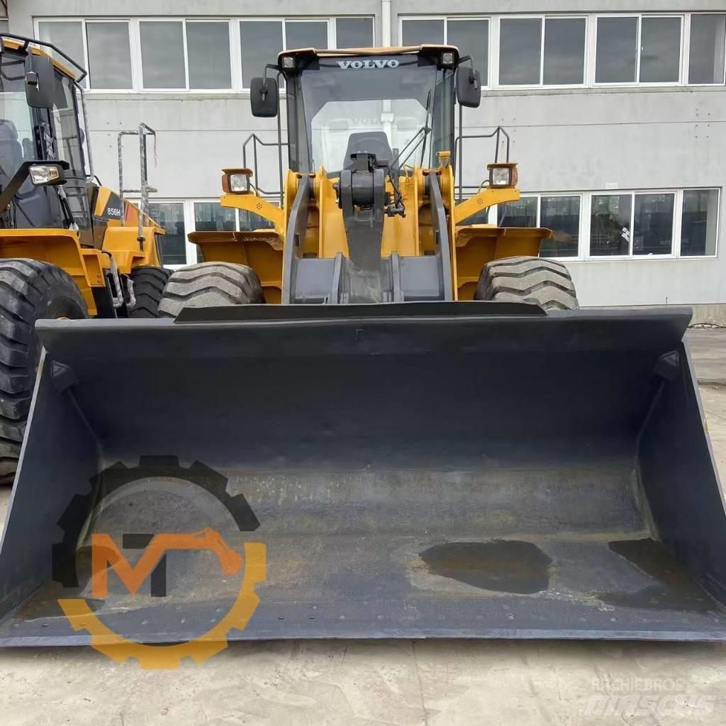 Volvo L 105 Kolesni nakladalci
