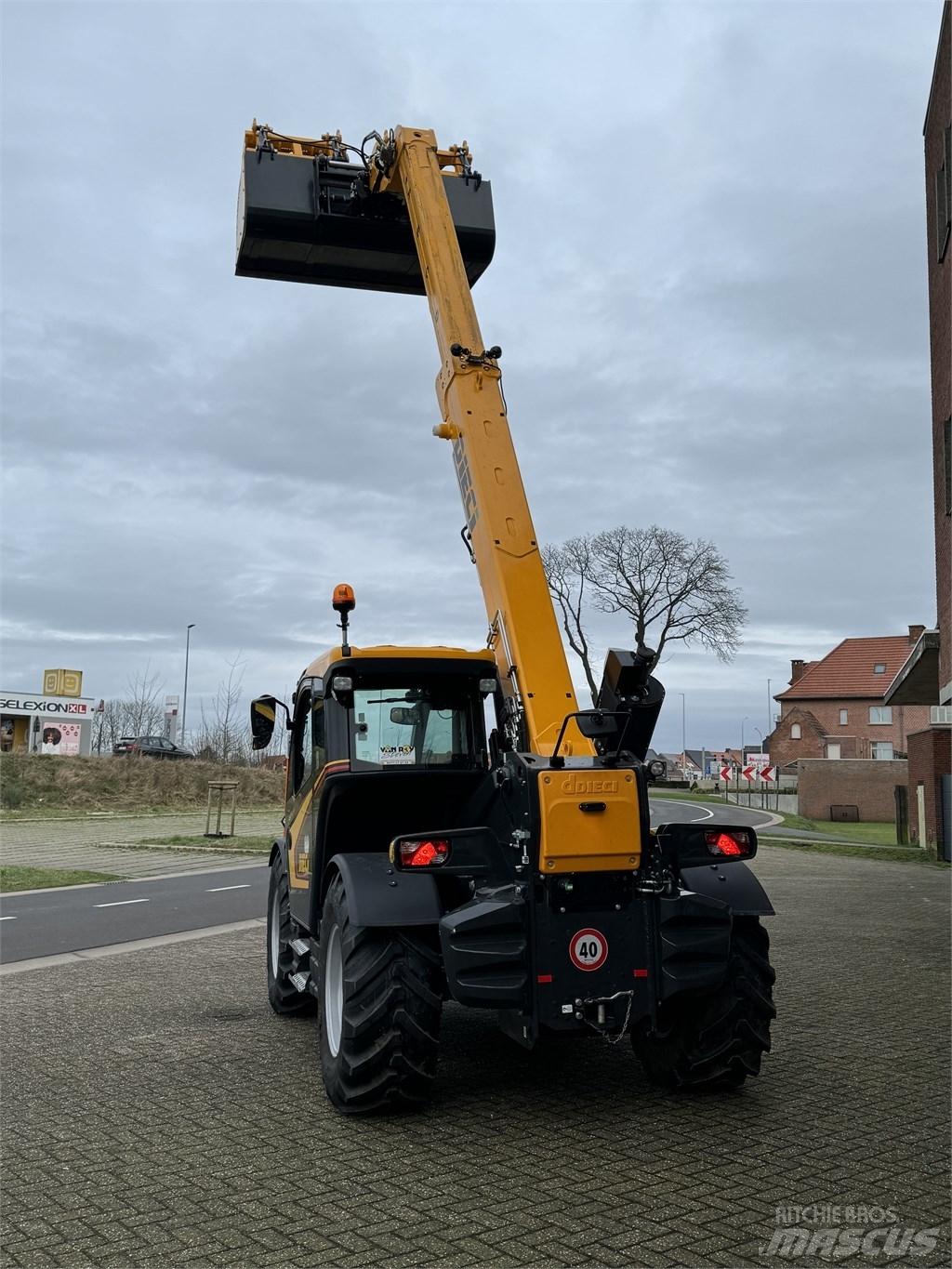 Dieci Agri plus 42.7 Kmetijski teleskopski nakladalci